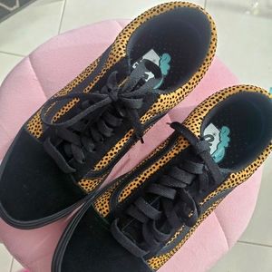 Cheetah vans